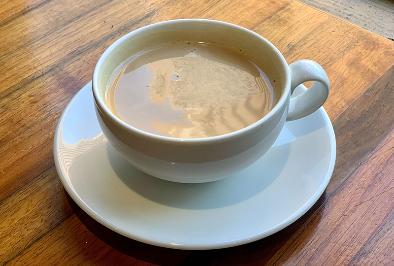 trà sữa hoàng gia ở Cafe Coin chi nhánh 2, Myeongdong