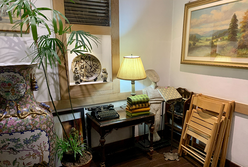 đồ trang trí ở Cafe Coin chi nhánh 2, Myeongdong