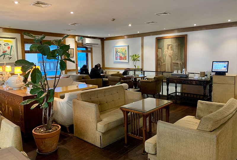 bàn ghế ở Cafe Coin chi nhánh 2, Myeongdong