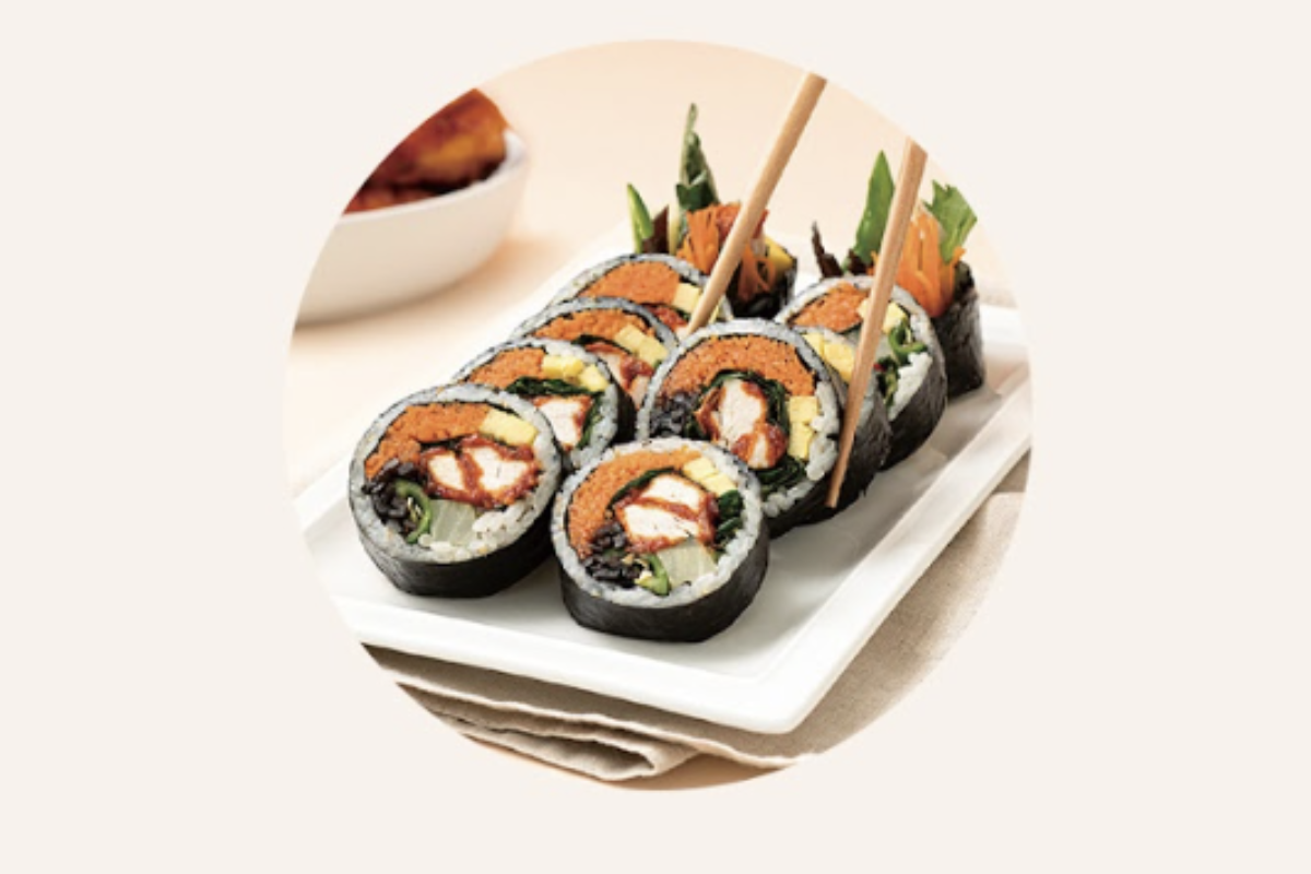 韓際新世界免税店餐飲優惠圖片，包括滿USD$50即送₩5,000的現金券。