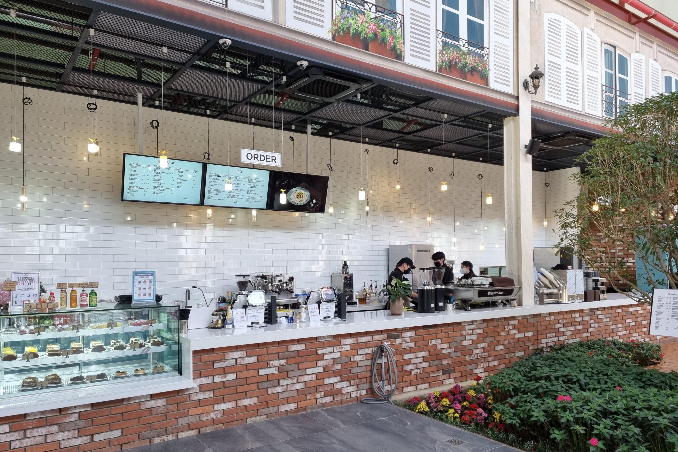 パジュカフェ、韓国カフェ、韓国大型のカフェ、韓国大型カフェ、ソウル近郊カフェ、ソウル郊外カフェ、ミンスターダム、Münster-dam、뮌스터담