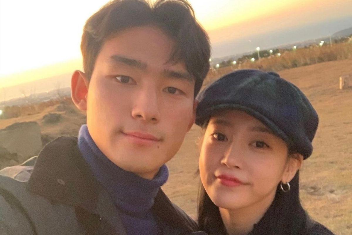 韓国、韓国芸能人、韓国有名人、k-pop、韓国俳優、韓国歌手、結婚、熱愛、パク・シネ、結婚式、ヒョンビン、ソン・イェジン、愛の不時着