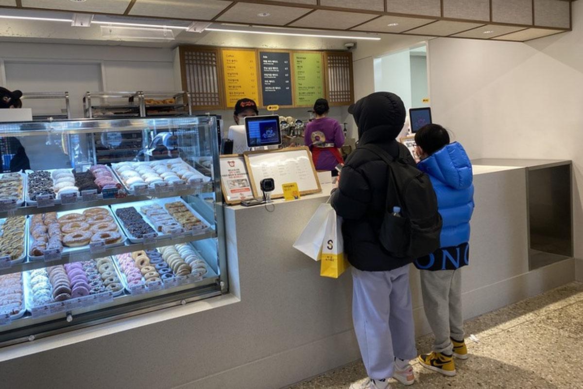 韓国、韓国旅行、韓国観光、ソウル、ソウル旅行、北村、プッチョン、三清洞、安国、韓国ドーナツ、RandysDonuts