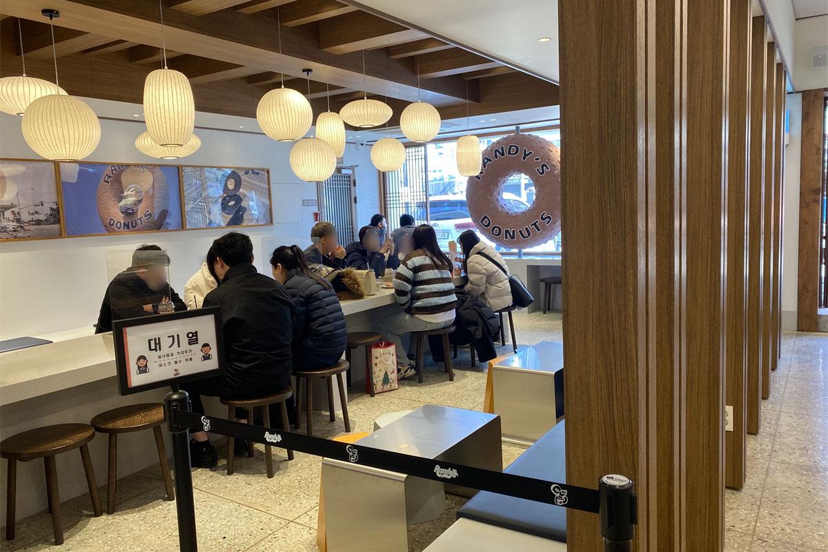 韓国、韓国旅行、韓国観光、ソウル、ソウル旅行、北村、プッチョン、三清洞、安国、韓国ドーナツ、RandysDonuts