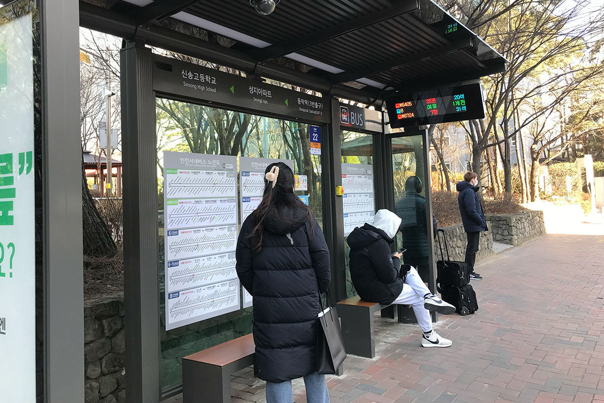 bên xe ở incheon hàn quốc