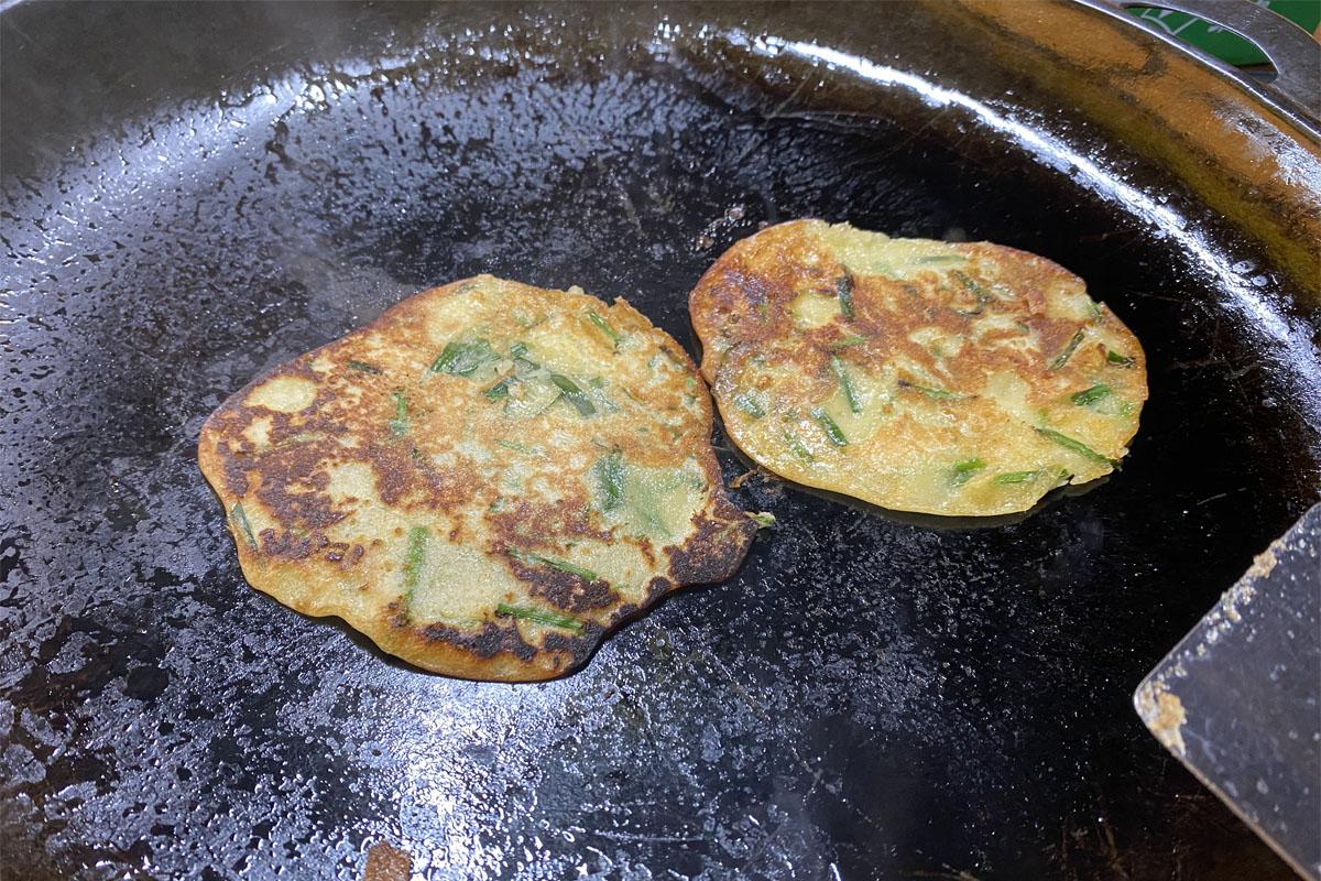 韓国、韓国旅行、韓国観光、ソウル、ソウル旅行、韓国グルメ、ソウルグルメ、韓国料理、弘大、ホンデ、タッカルビ、チーズタッカルビ、シンミギョン弘大タッカルビ、マッチブ、Wanna One、ユン・ジソン