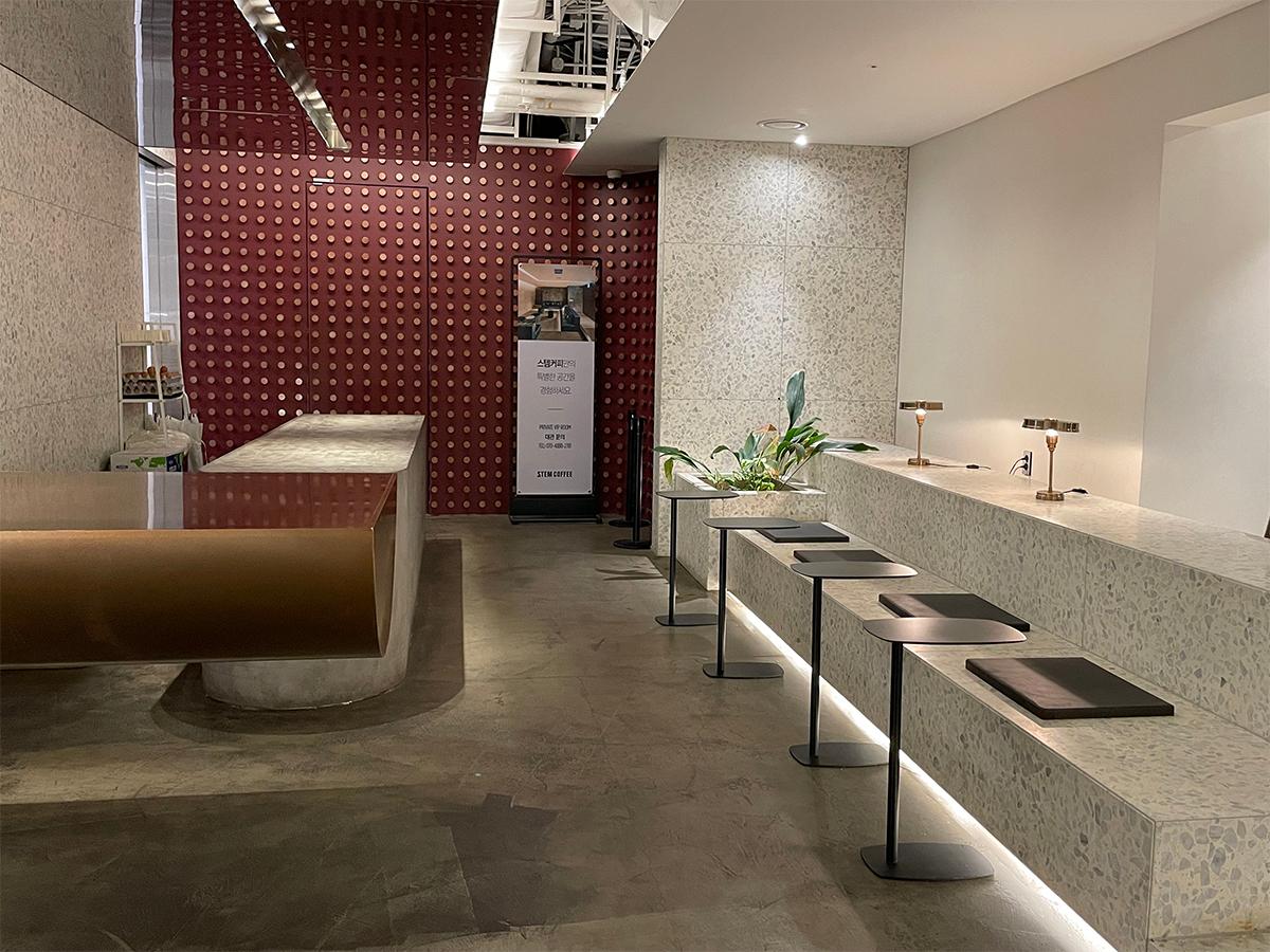 韓国、韓国旅行、韓国観光、ソウル、ソウル旅行、韓国カフェ、ソウルカフェ、SNS映え、写真スポット、人生ショット、江南、カンナム、三成洞、サムソンドン、COEX、コエックスモール、STEM COFFEE、SUNNY BREAD、ヴィーガン、韓国デザート、デザートカフェ