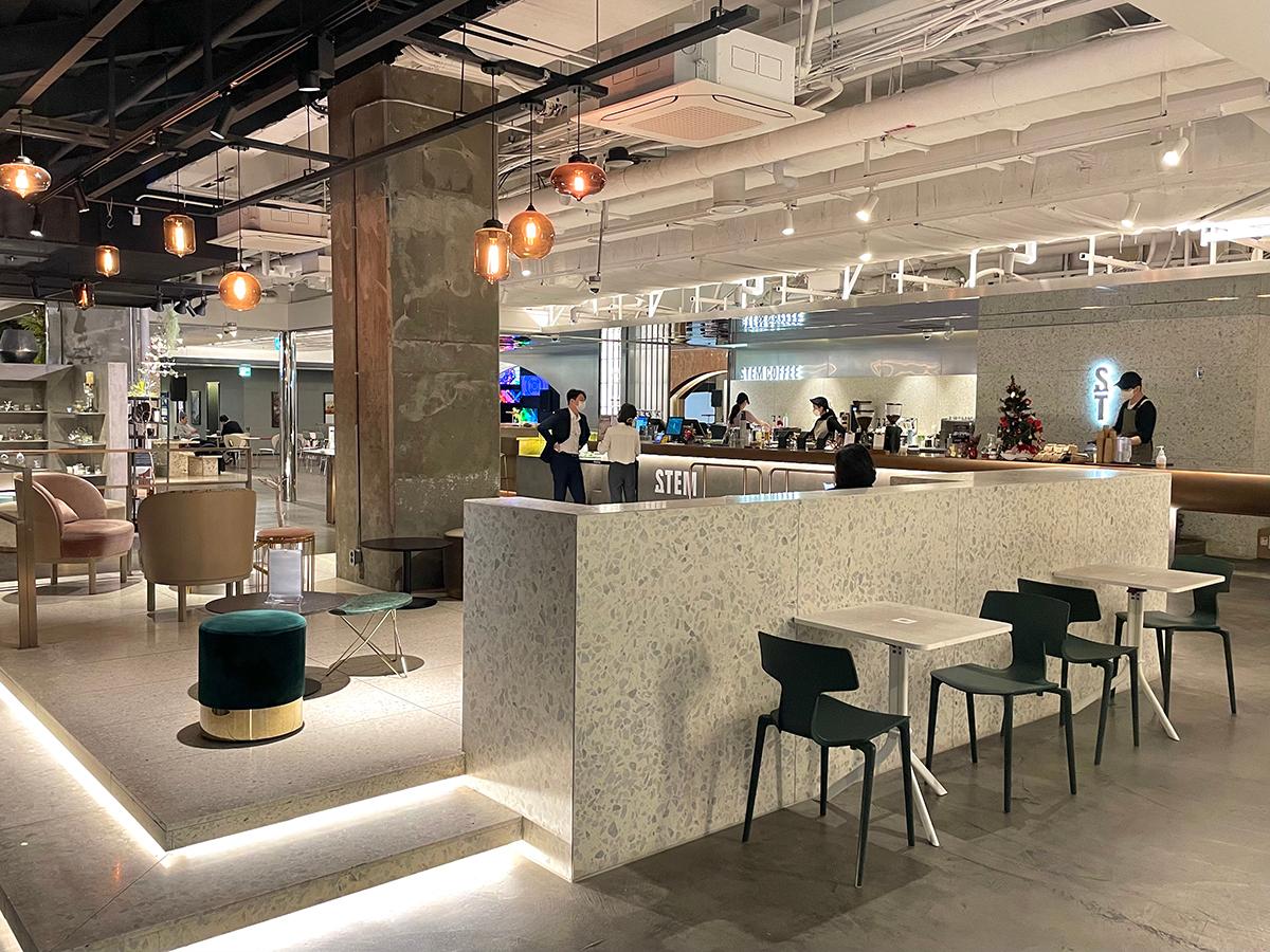 韓国、韓国旅行、韓国観光、ソウル、ソウル旅行、韓国カフェ、ソウルカフェ、SNS映え、写真スポット、人生ショット、江南、カンナム、三成洞、サムソンドン、COEX、コエックスモール、STEM COFFEE、SUNNY BREAD、ヴィーガン、韓国デザート、デザートカフェ