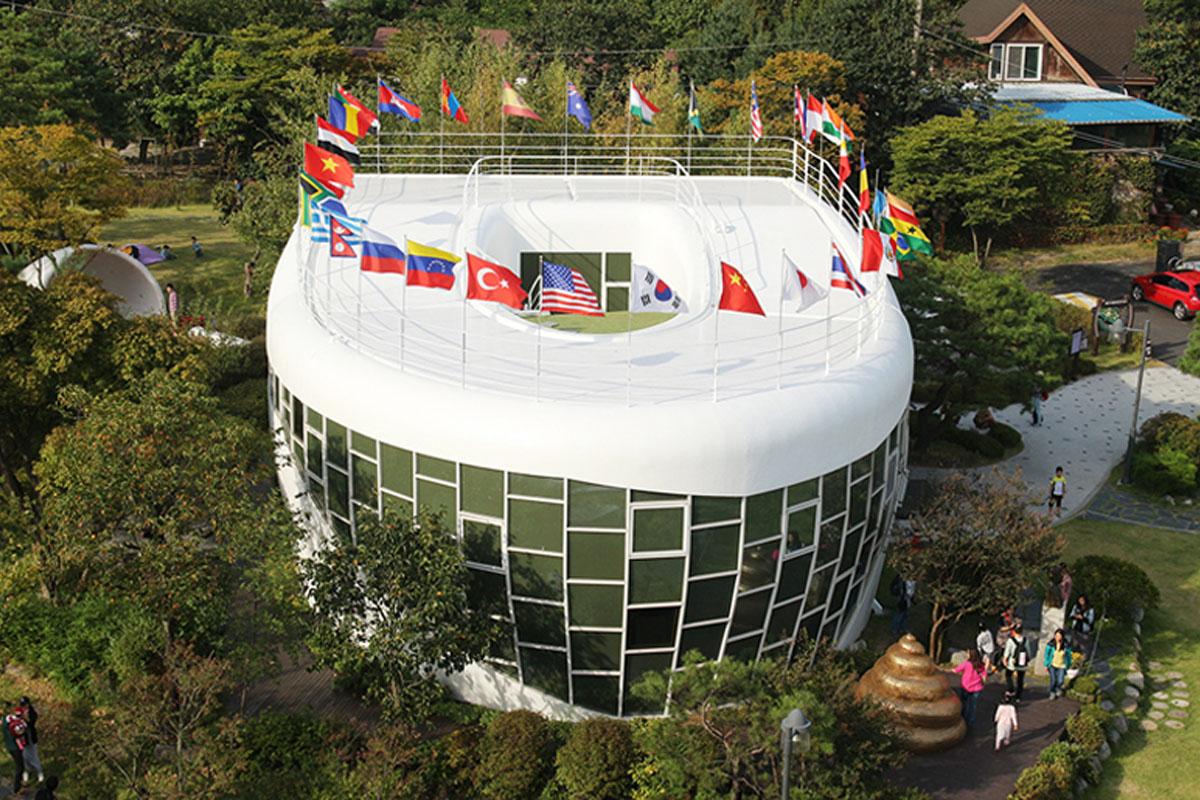 韓国、韓国旅行、韓国観光、ソウル、ソウル旅行、済州島、韓国博物館、不思議な博物館、おもしろ博物館、ハローキティ、韓国トイレ博物館、みみずく博物館、韓国家具、韓国インテリア、フィギュア、韓国映画、ジャージャー麺、チャジャンミョン博物館、仁川チャイナタウン