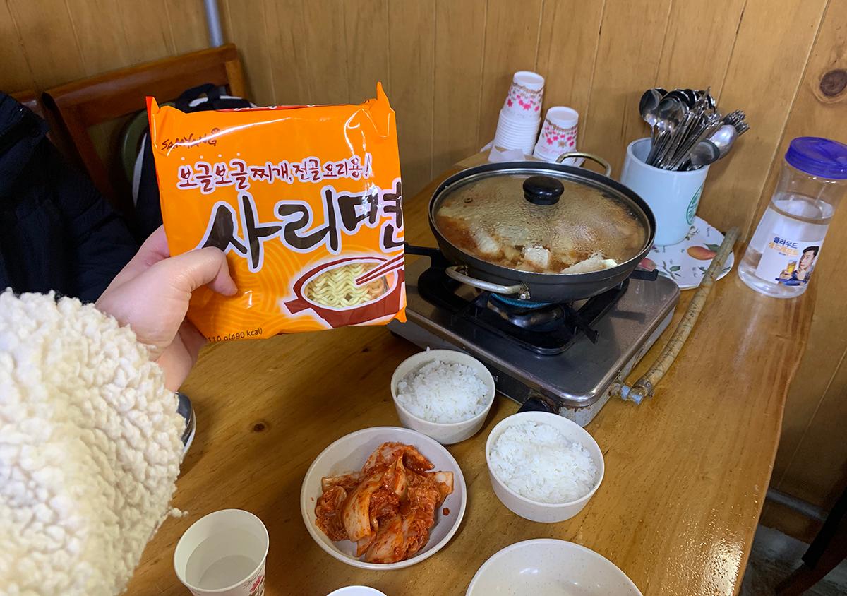 韓国、韓国旅行、ソウル、ソウル旅行、仁寺洞、インサドン、仁寺洞マッチプ、キムチチゲ