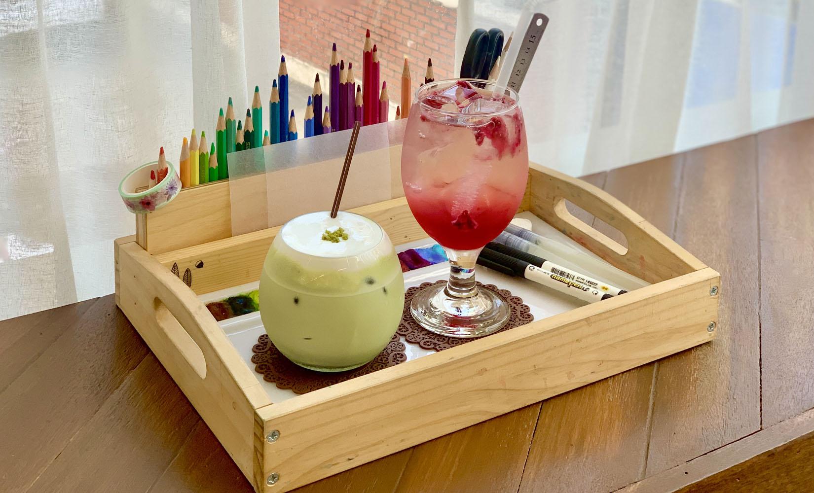 แนะนำ Cafe Neulbo คาเฟ่วาดรูปในยอนนัมดง