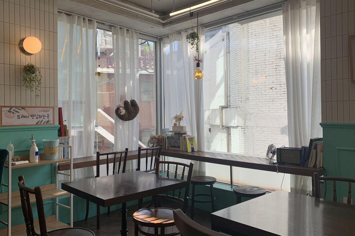  延南洞、プラバン、延南洞カフェ、カフェ、Cafe Neulbo、ヒーリング、キーホルダー、オリジナル作品