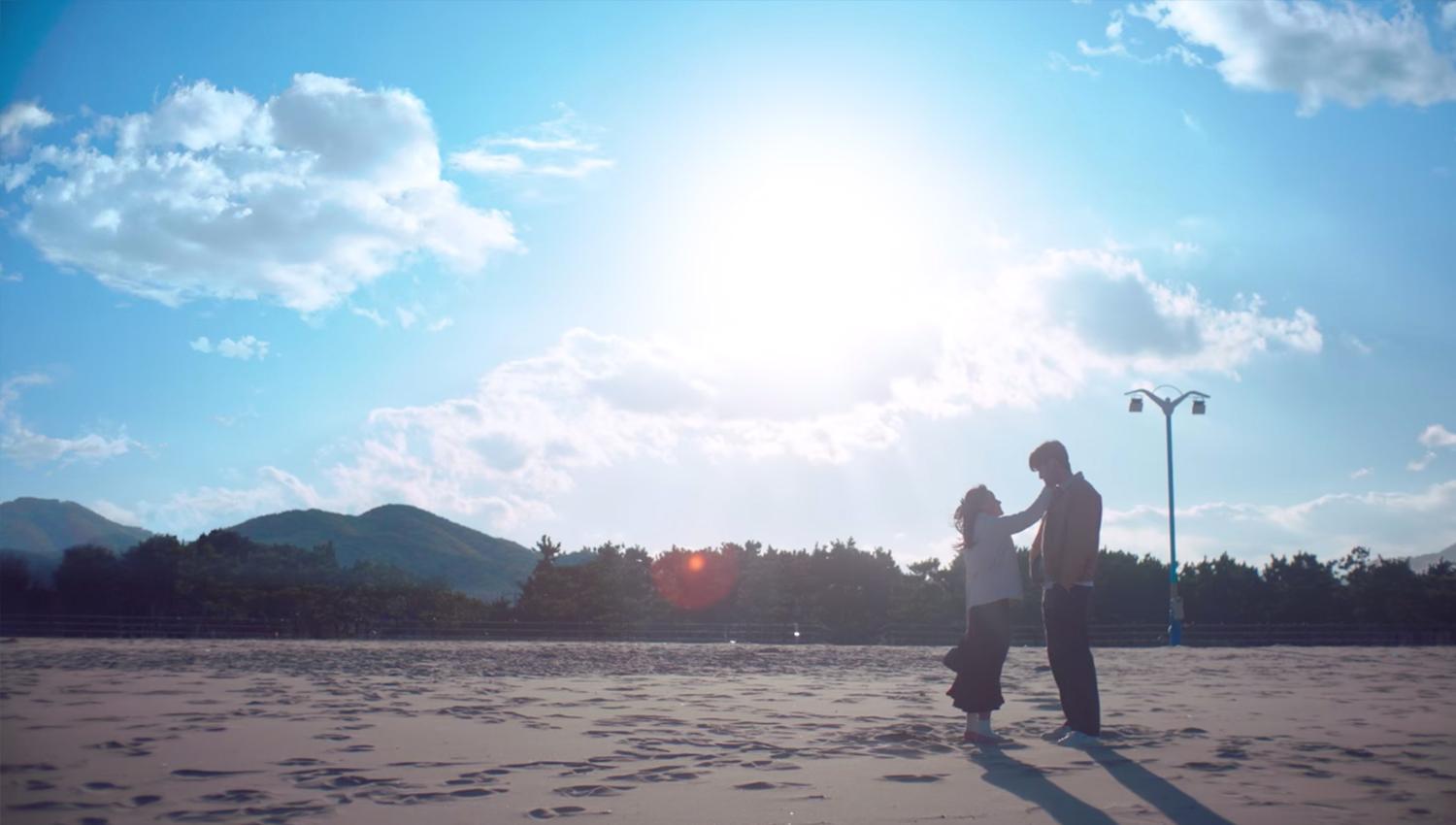 二十五，二十一 海邊場景