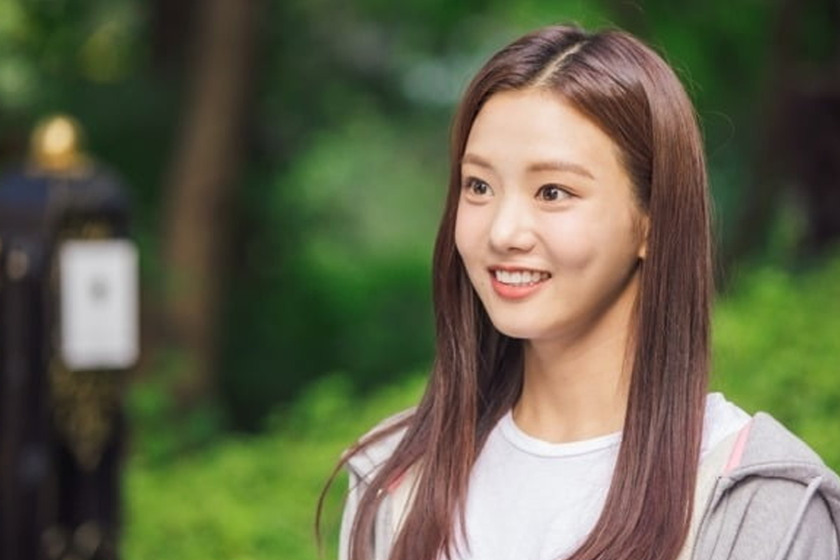 李世熙,2022年3月於韓國男/女演員品牌評價排名榜獲得第9位的女演員