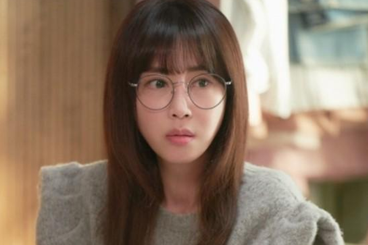 強藝元,2022年3月於韓國男/女演員品牌評價排名榜獲得第19位的女演員