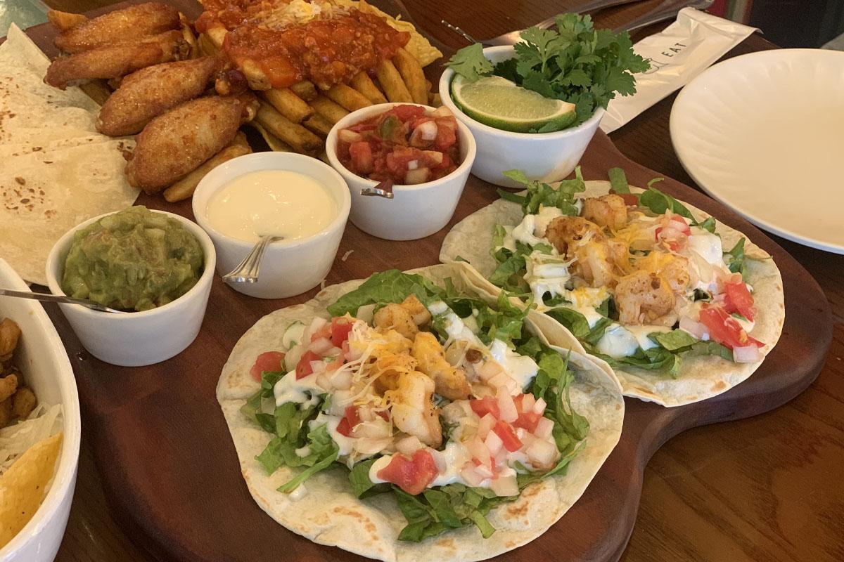 ソウル、延南洞、延南洞グルメ、メキシコ料理、GOT EAT、タコス、トルティーヤ、バッファローウィング、チリコンカーン