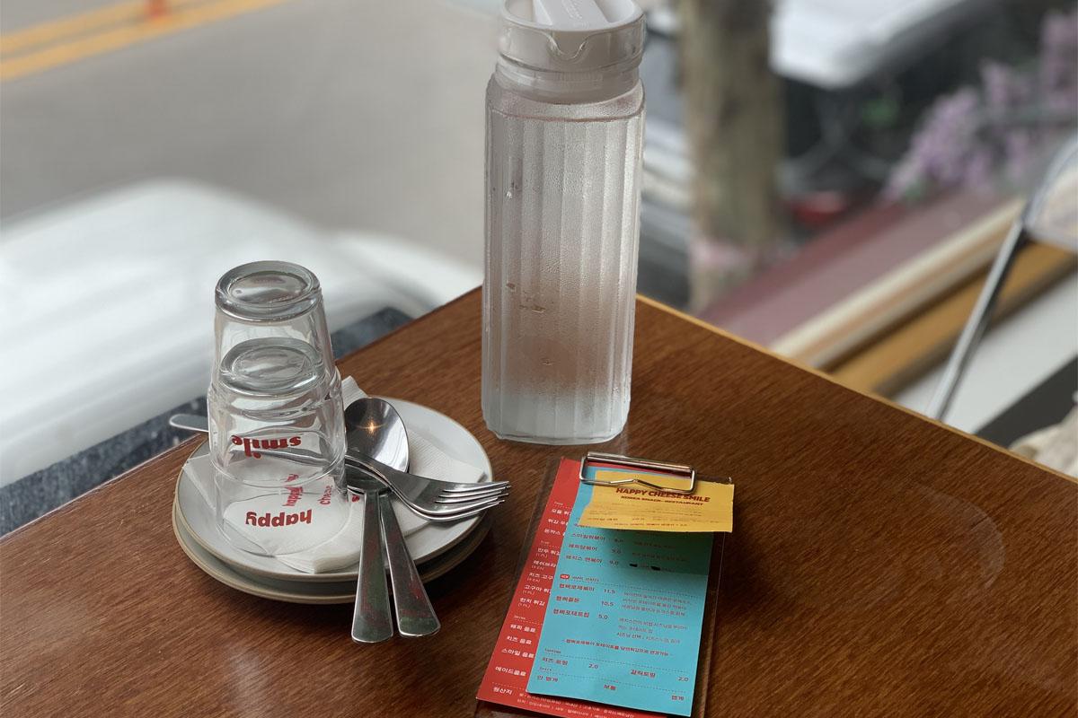 延南洞、延南洞グルメ、ソウル、トッポッキ、とんかつ、Happy Cheese Smile、弘大