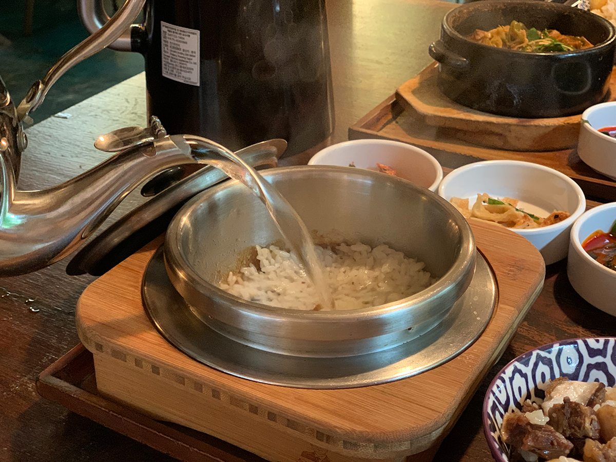 韓国、韓国旅行、韓国観光、ソウル、ソウル旅行、韓国グルメ、ソウルグルメ、仁寺洞、インサドン、韓国料理、韓定食、釜飯、高麗人参、カルビ、DOMA