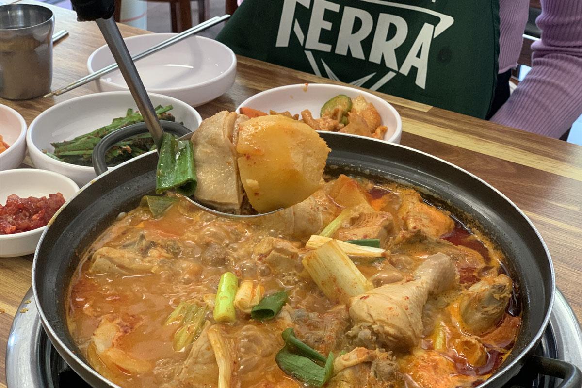 延南洞 延南洞グルメ チェサジャンネタッ 鶏料理 タッポックンタン ポックンパ