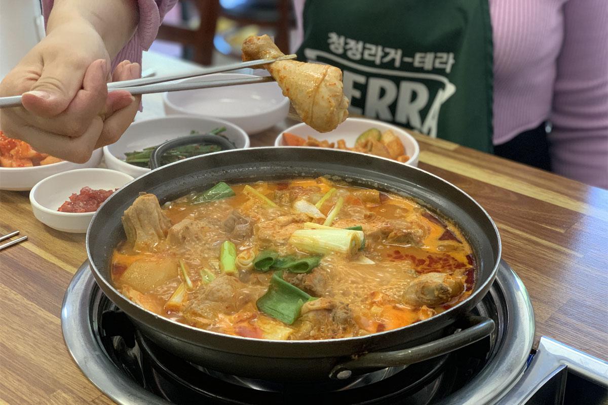 延南洞 延南洞グルメ チェサジャンネタッ 鶏料理 タッポックンタン ポックンパ