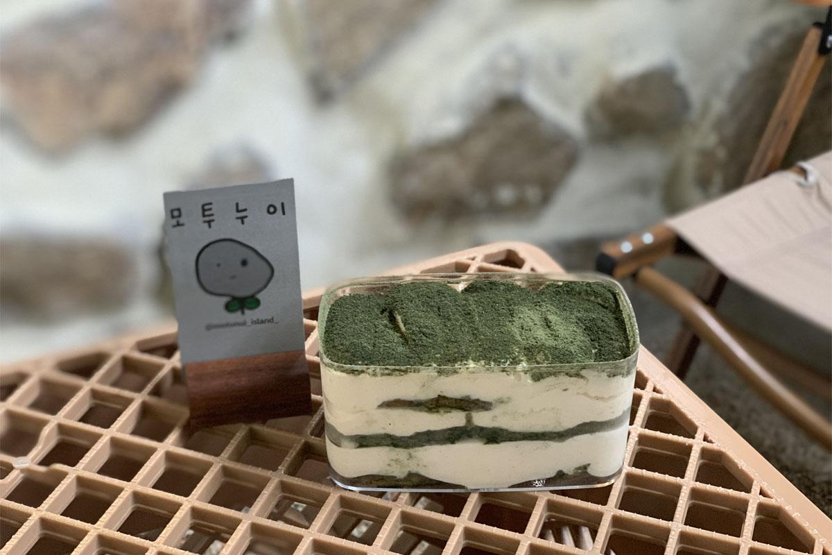 Mugwort Jeolmi Tiramisu