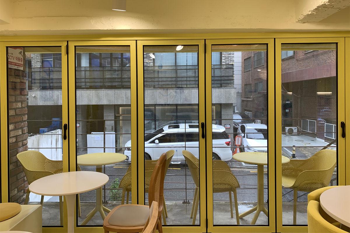 延南洞、延南洞カフェ、くまさん、デザート、ケーキ、Merry go round、ソウル