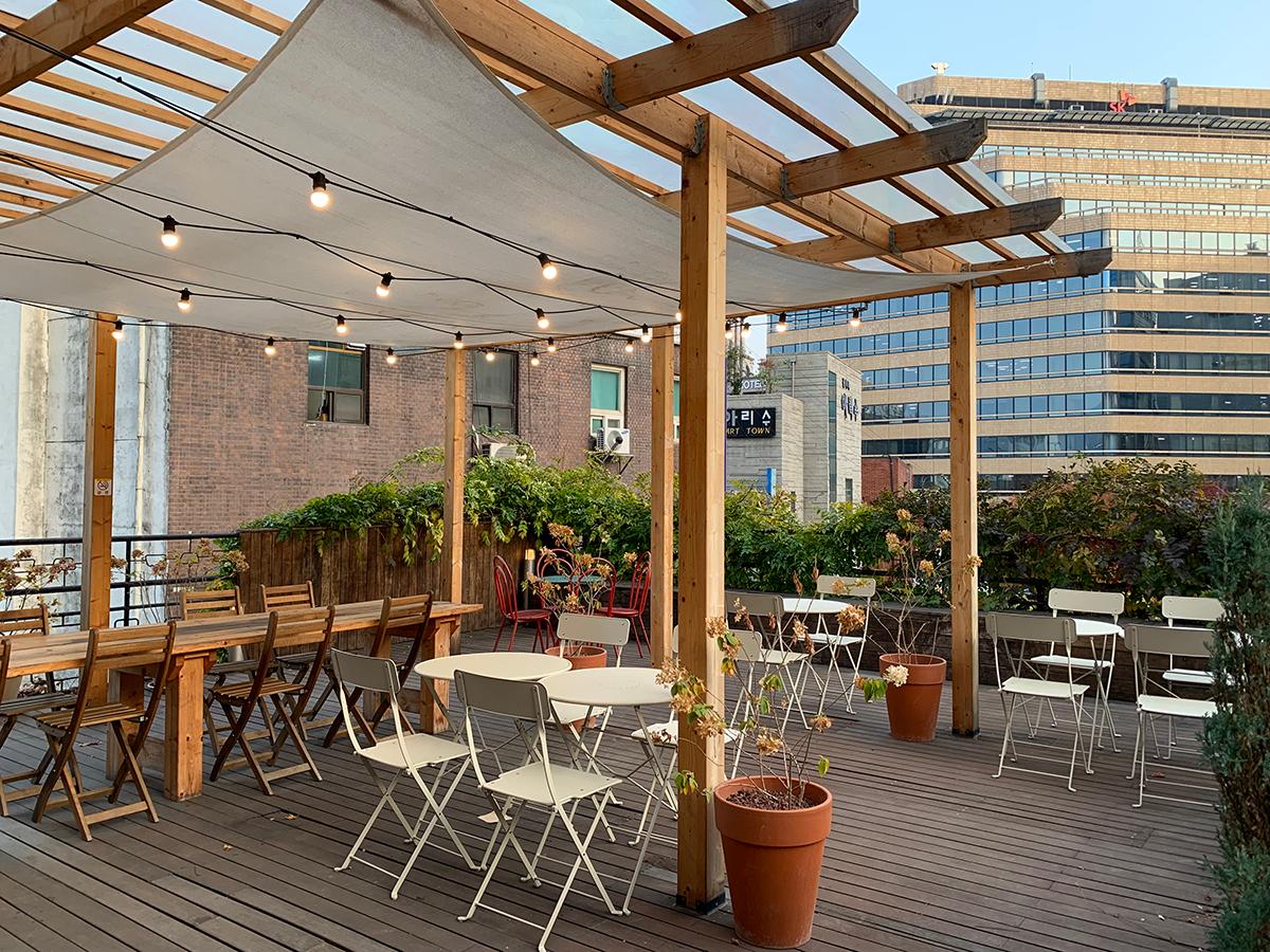 ソウル、仁寺洞、仁寺洞カフェ、Ivy House Seoul、蔦、緑、安国