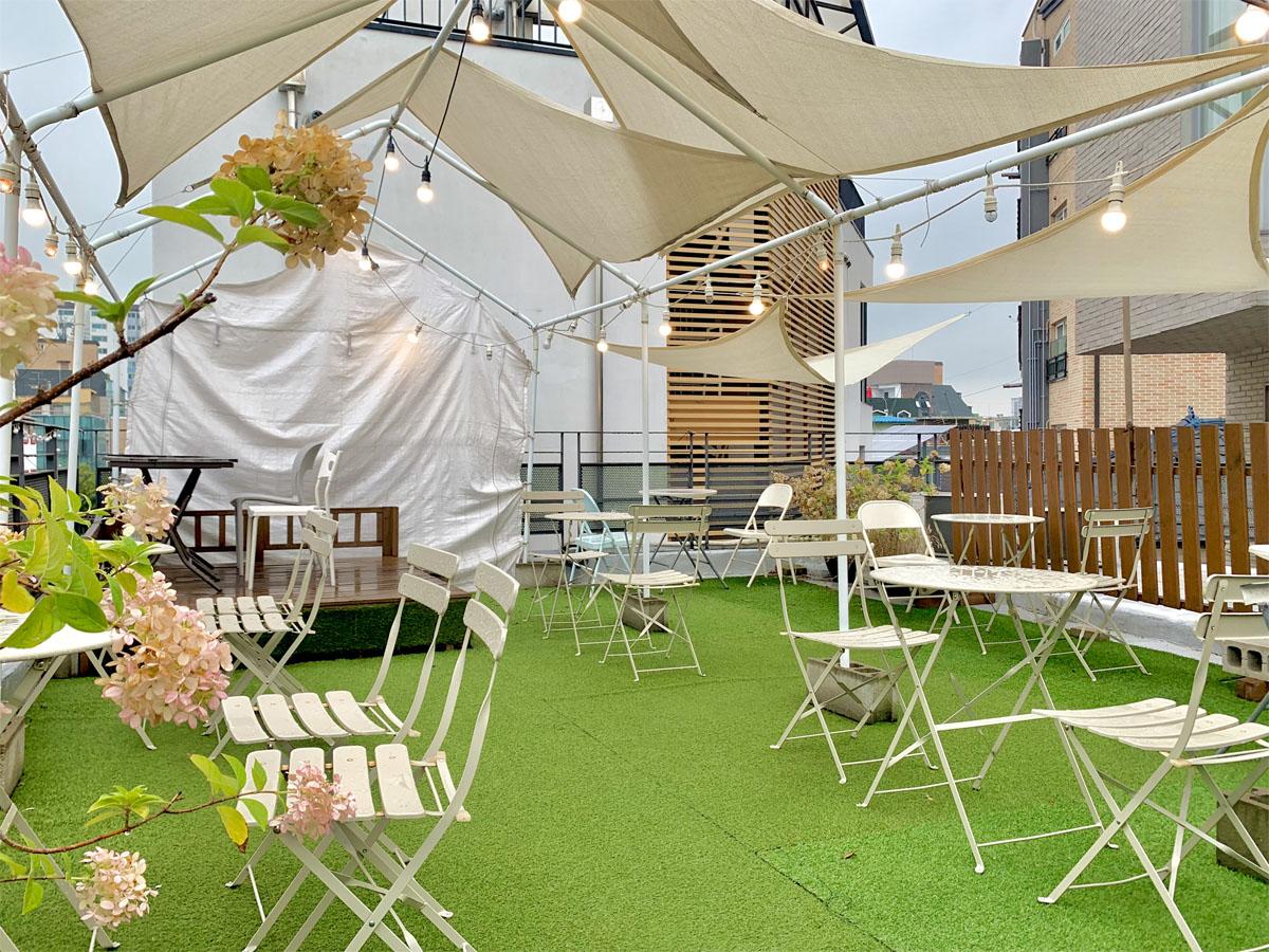 MERITREE、延南洞、延南洞カフェ、ソウル、クロッフル、ルーフトップカフェ