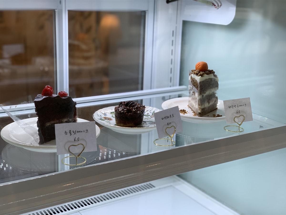 MERITREE、延南洞、延南洞カフェ、ソウル、クロッフル、ルーフトップカフェ