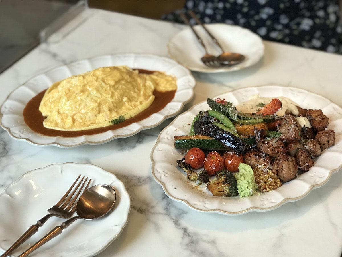 ソウル 狎鷗亭 狎鴎亭グルメ オムライス 乙支タラッ島山公園店 パスタ ふわとろオムライス