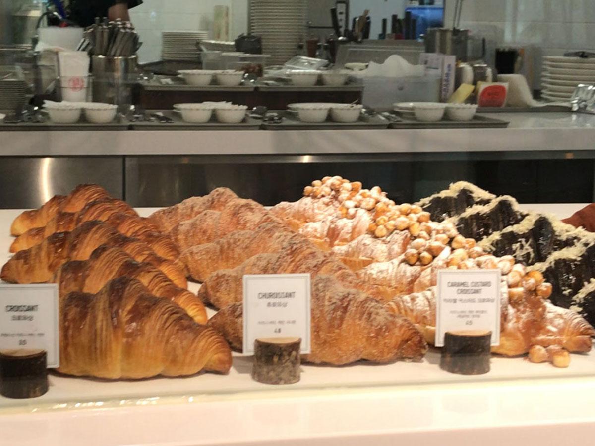 狎鴎亭、新沙洞、狎鴎亭グルメ、Wake＆Bake、ピザ、イタリアン、ベーカリー、シスターフィールドベーカリー