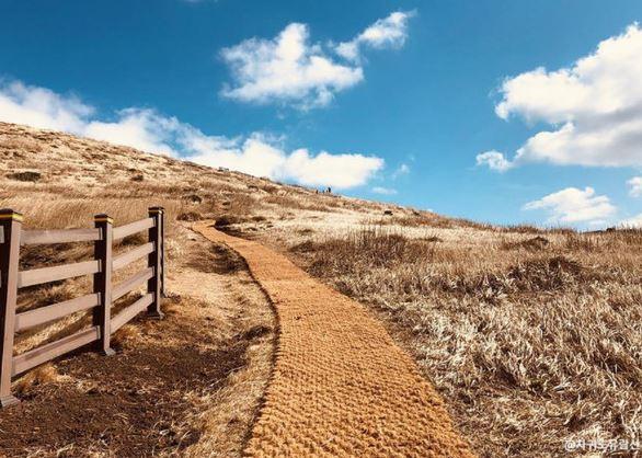 Jeju Olle Trail et Oreum Tour 5 nuits et 6 jours