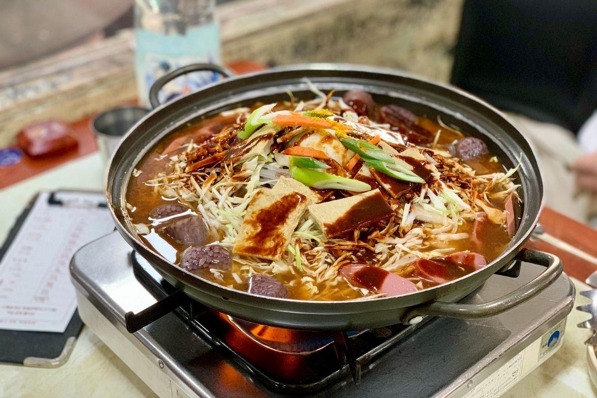 傻瓜即食辣炒年糕店