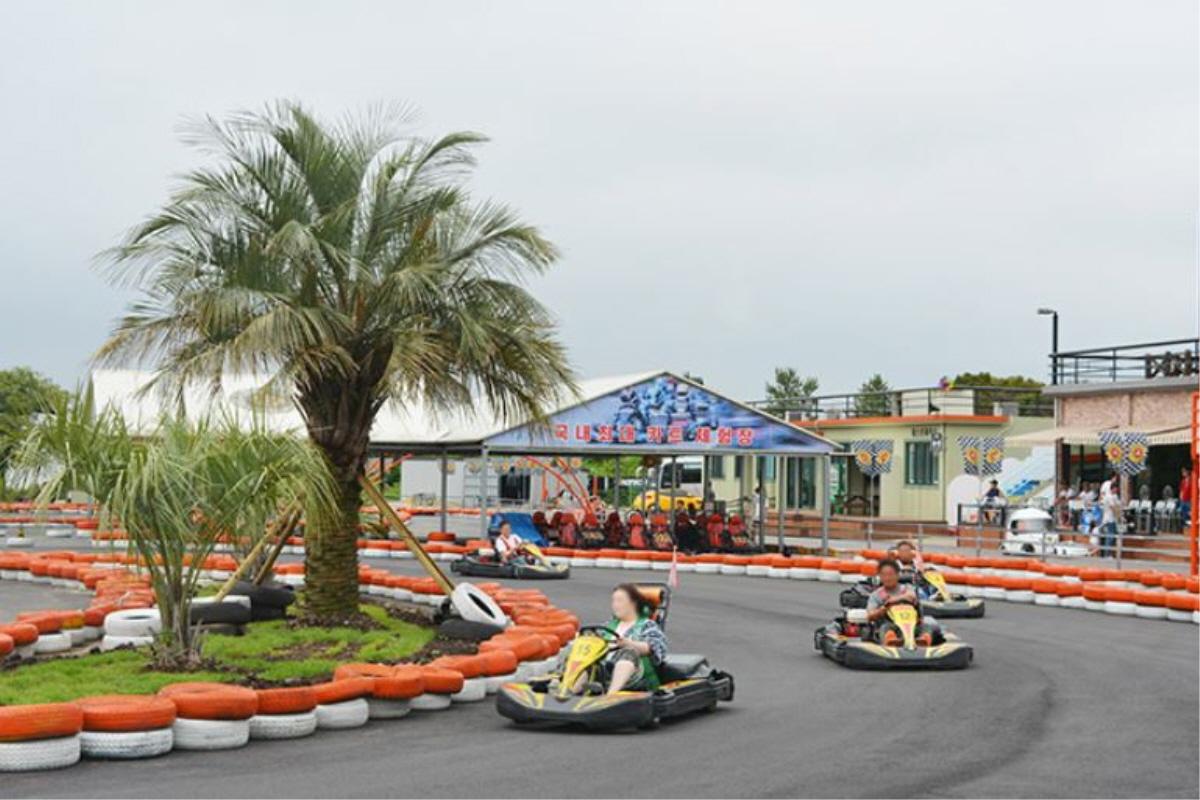 韓国、韓国旅行、韓国観光、チェジュ、済州島、済州、アクティビティ、カート、そりすべり、家族連れ、家族旅行、サバイバル、ジップライン、済州レポーツランド、韓国レジャー