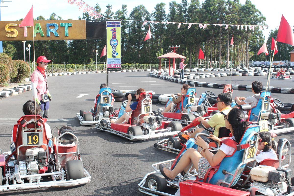 แข่งรถคาร์ท Seri World 