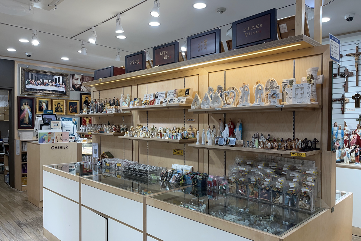 韓国、韓国旅行、韓国観光、ソウル旅行、ソウル観光、明洞、ミョンドン、明洞大聖堂、1898広場、1898Plus、観光地、観光名所、明洞聖堂、写真スポット