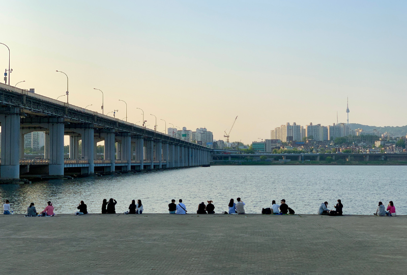 韓国、ソウル、盤浦漢江公園、盤浦大橋、レインボー噴水