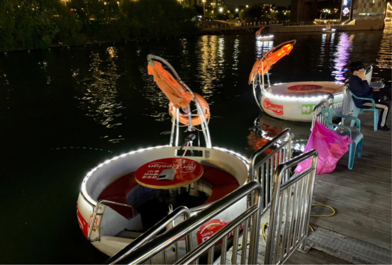 韓国、ソウル、盤浦漢江公園、盤浦大橋、レインボー噴水