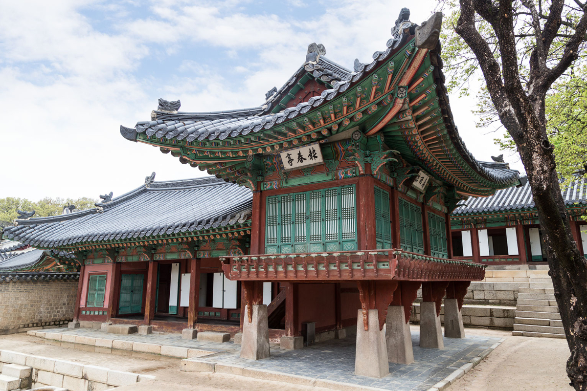 Cung điện Changdeokgung và Khu vườn bí mật đẹp nên thơ ở Seoul