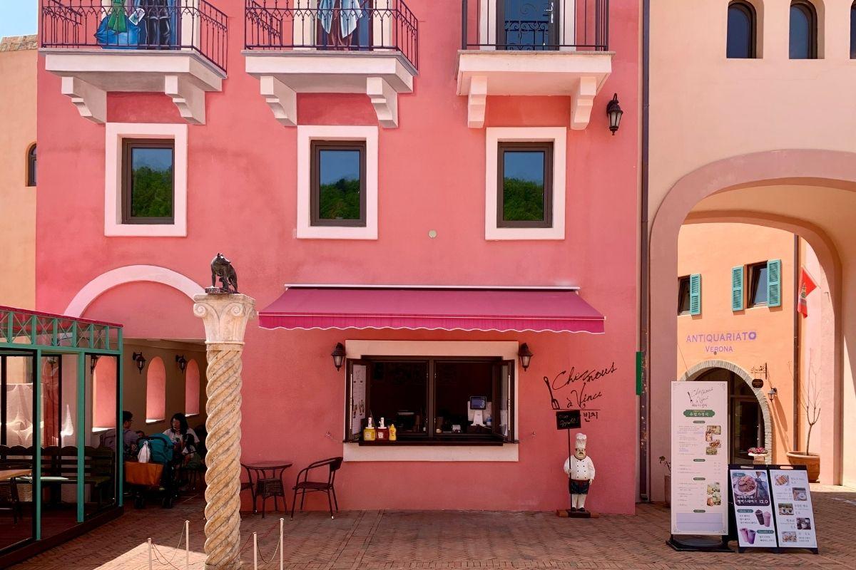 nhà hàng ở Làng Ý Pinocchio e Da Vinci, hàn quốc, cạnh petite france