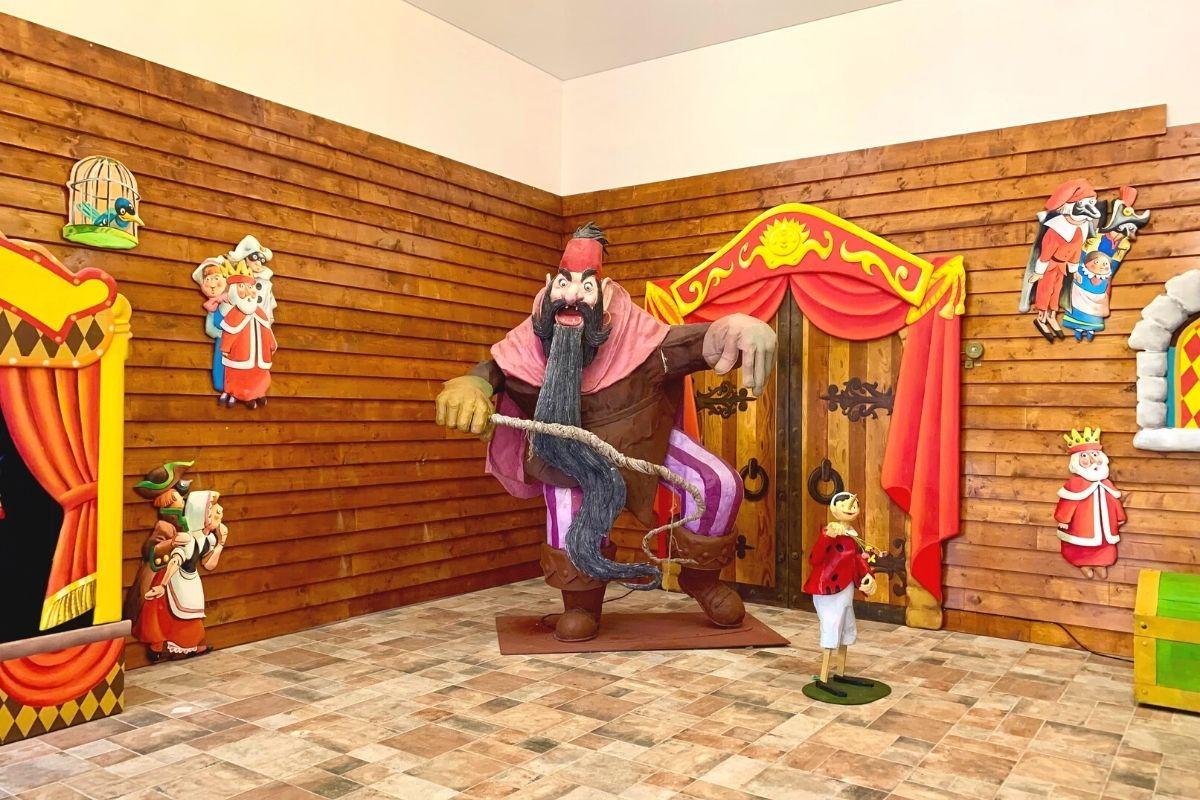 phòng trưng bày pinocchio ở Làng Ý Pinocchio e Da Vinci, hàn quốc, cạnh petite france