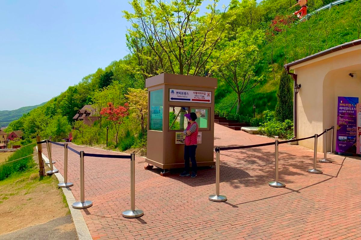quầy soát vé Làng Ý Pinocchio e Da Vinci, hàn quốc, cạnh petite france