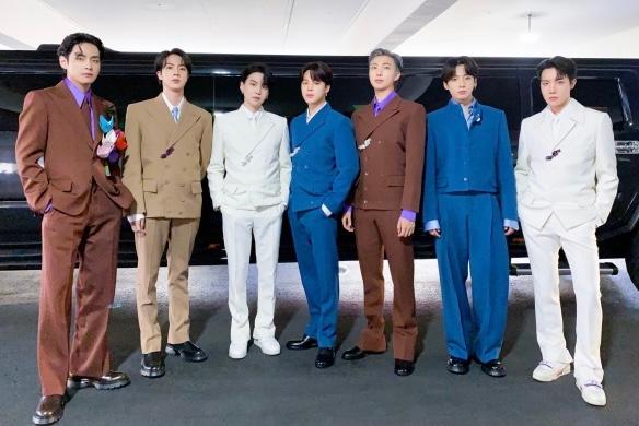 バイデン、ホワイトハウスでBTSに会う…「反アジア系憎悪犯罪を論議」