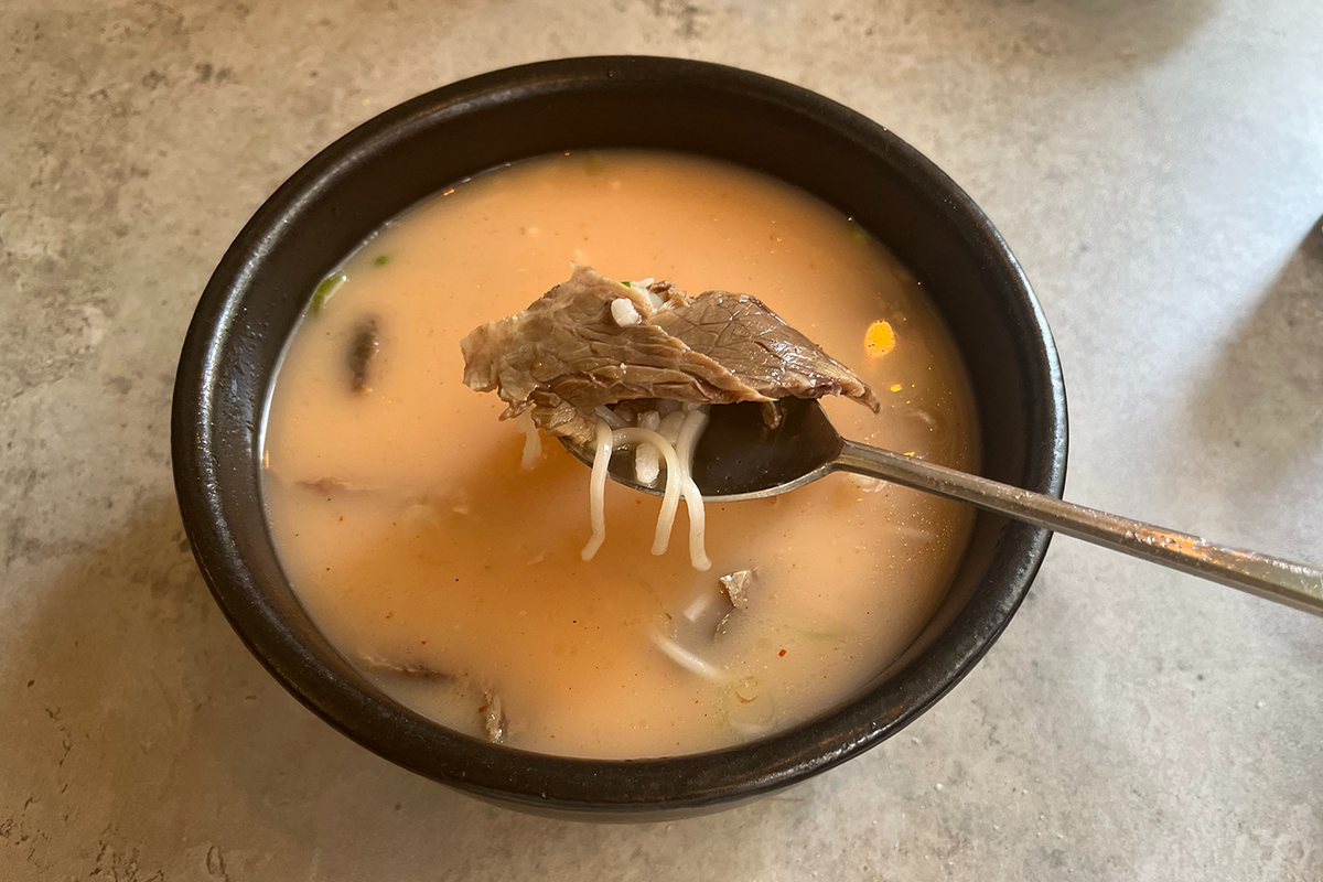 以南场一般雪浓汤汤头