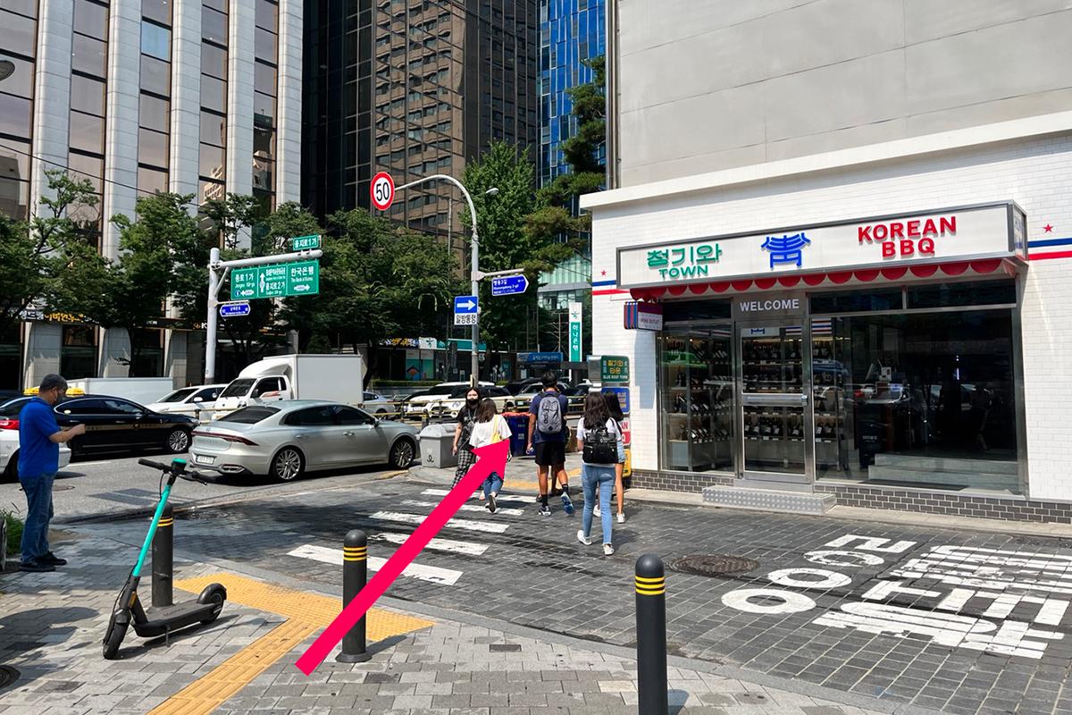 Wegbeschreibung vom U-Bahnstation Euljiro zum Lee Nam Jang Restaurant via Fußgängerüberweg