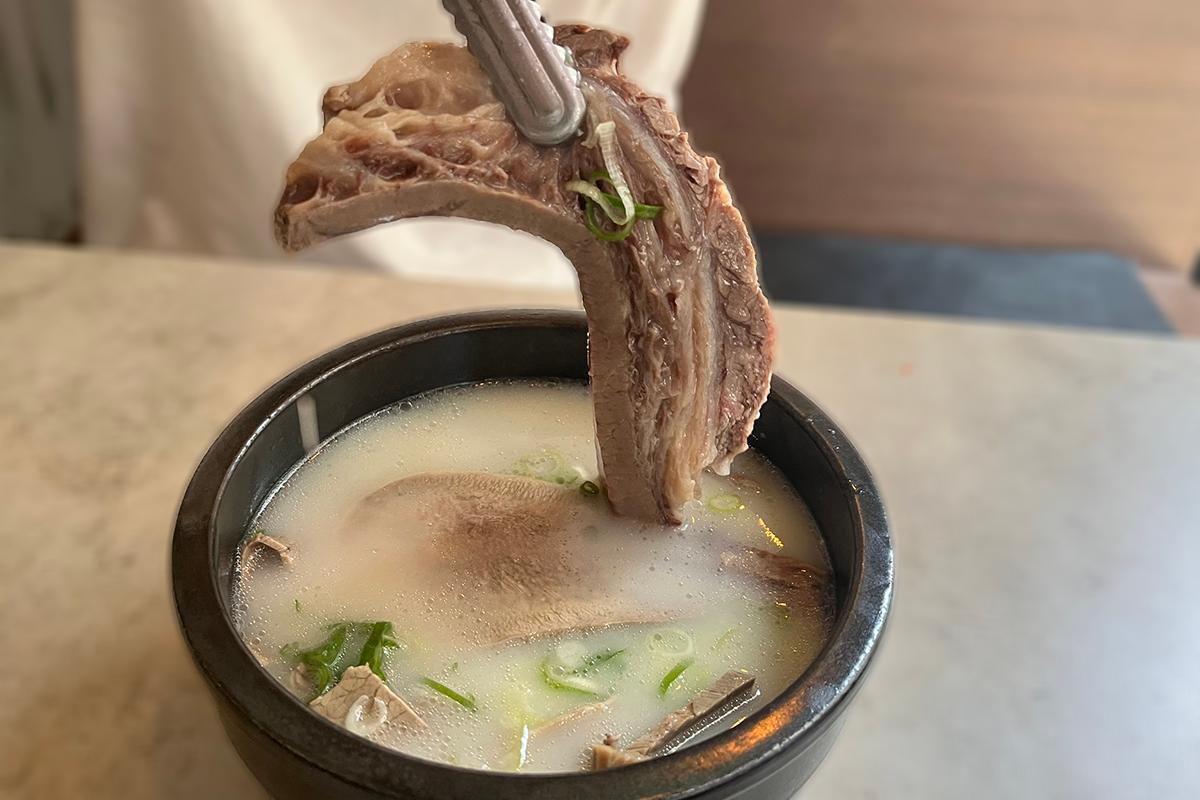 以南场雪浓汤牛骨