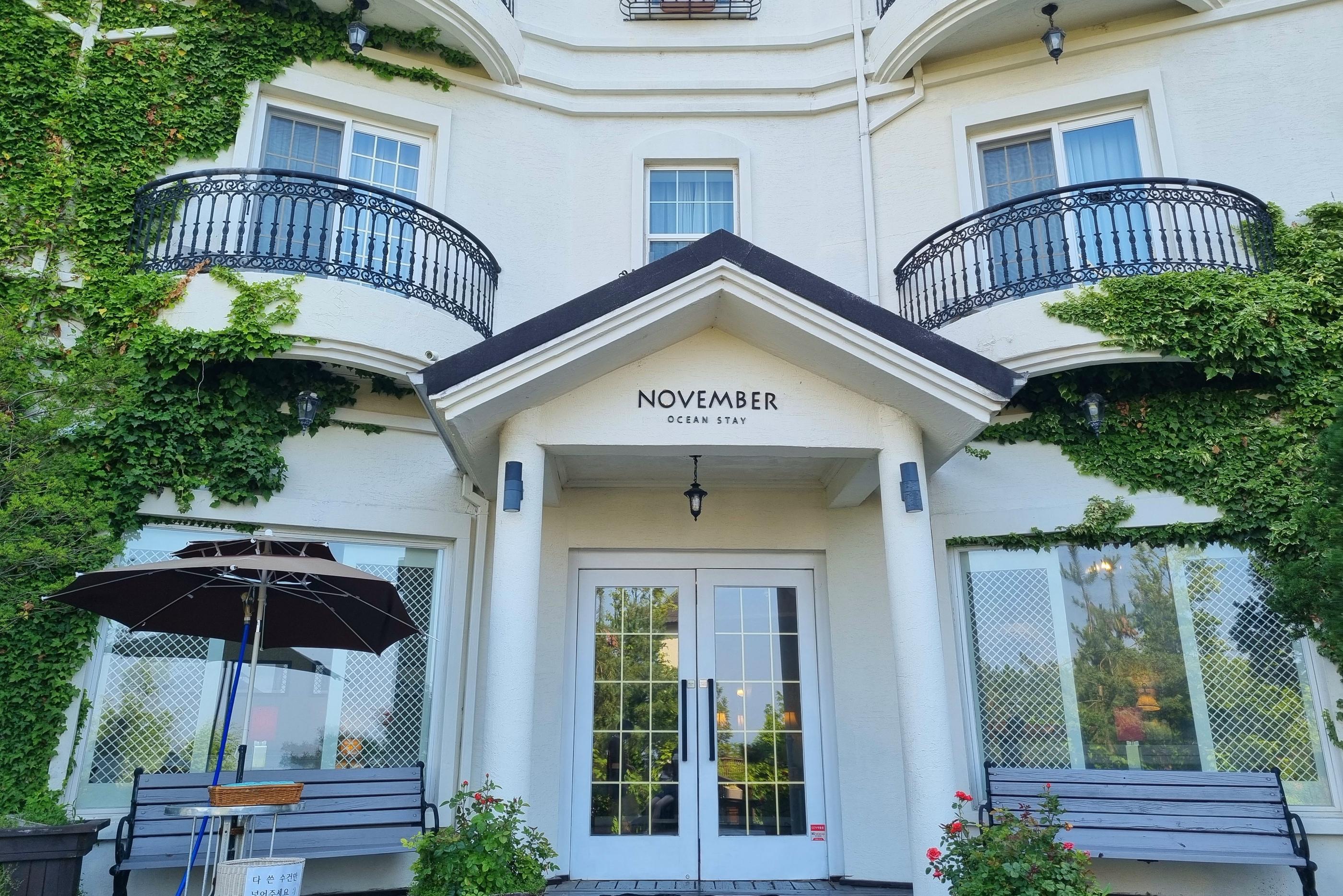 江陵、カンヌン、カンルン、江原道、カンウォンド、カンウォン、韓国旅行、韓国海、韓国トンへ、韓国東海、江陵旅行、江原道旅行、NOVEMBER、NOVEMBERホテル、ノーベンバー、ノーベンバーホテル、韓国ノーベンバー、韓国ホテル、江陵ホテル、海の見えるホテル