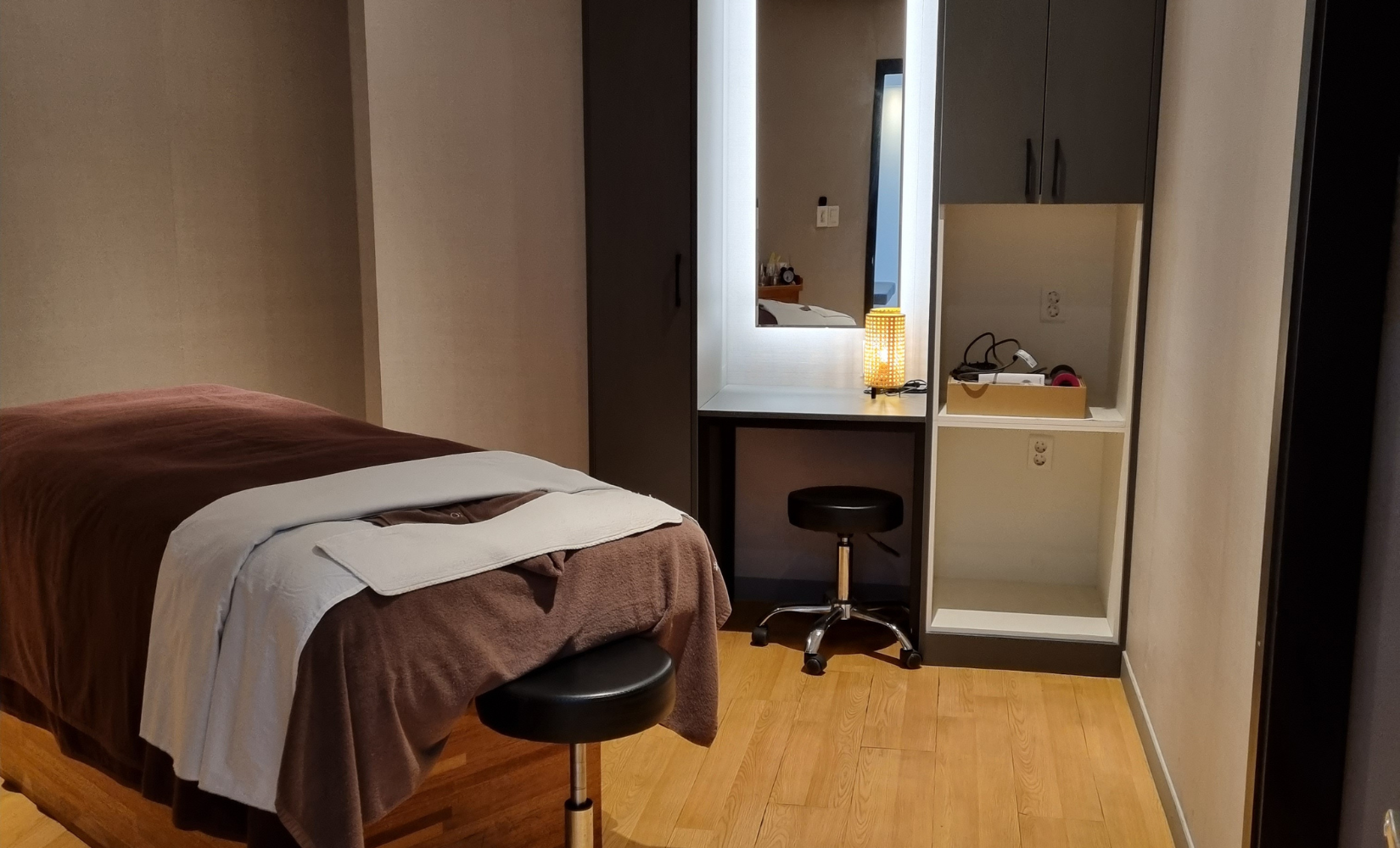 明洞facial Ohui & Whoo Spa