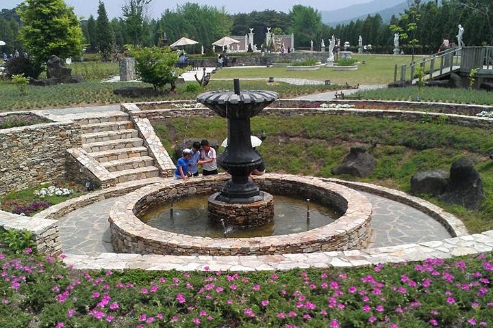 碧草池文化樹木園 