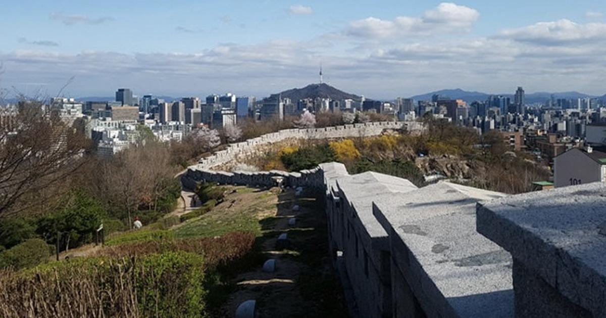 首尔西村徒步之旅推荐/预订